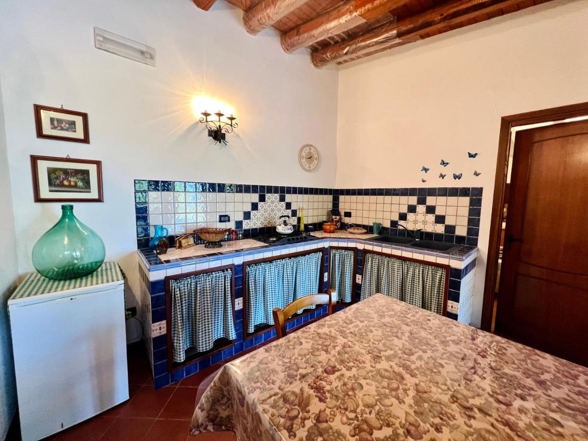Villa Talia Каріні Екстер'єр фото