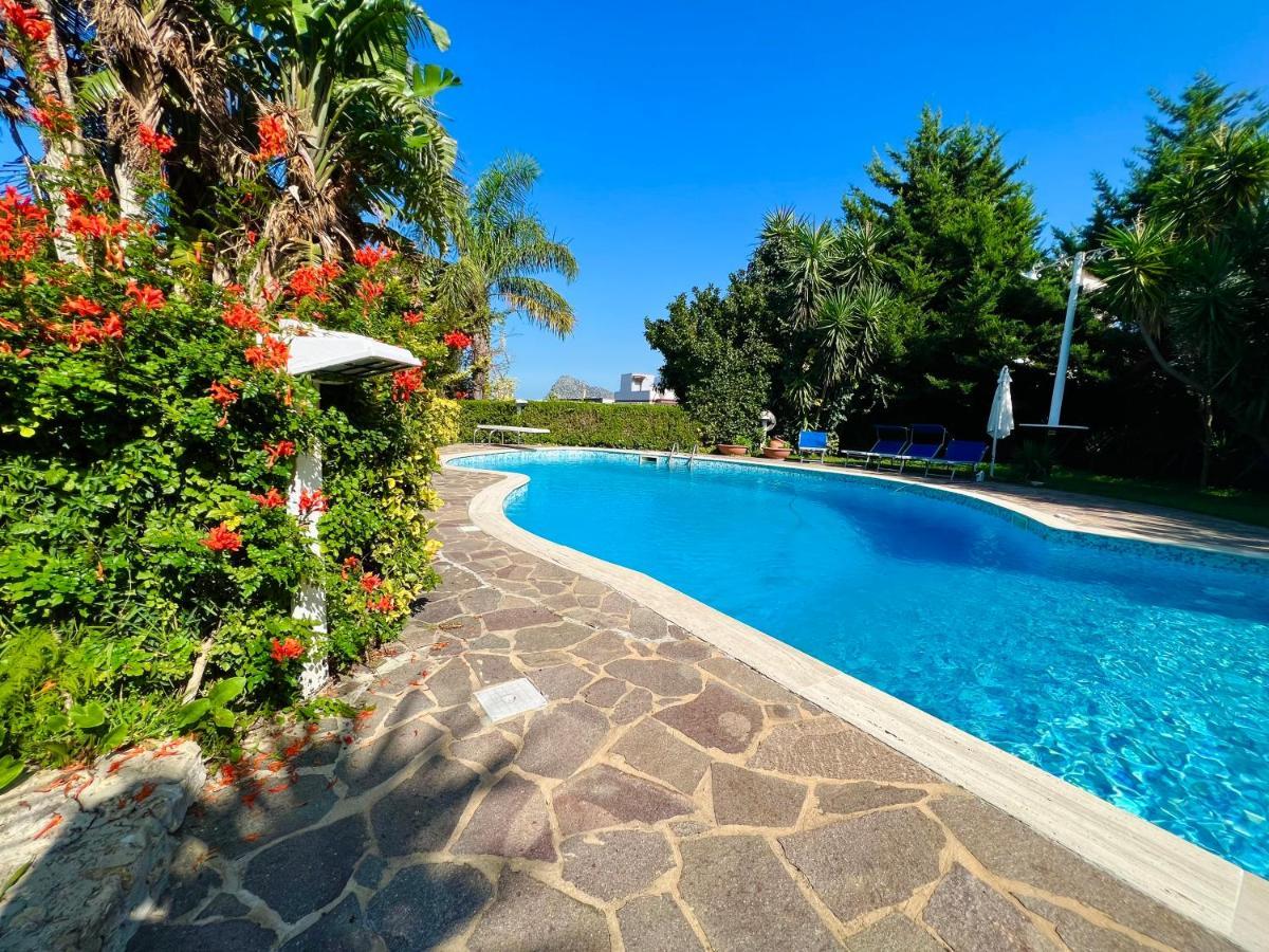 Villa Talia Каріні Екстер'єр фото